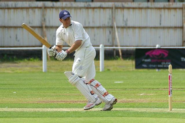 Runs to fine leg for Drummy