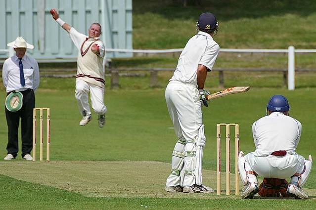 West's Cameron bowls to Forfs Cameron