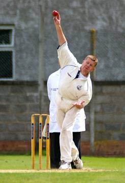 Howie bowling